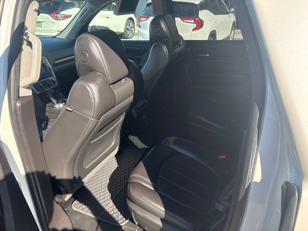 2014 GMC Acadia Image 14