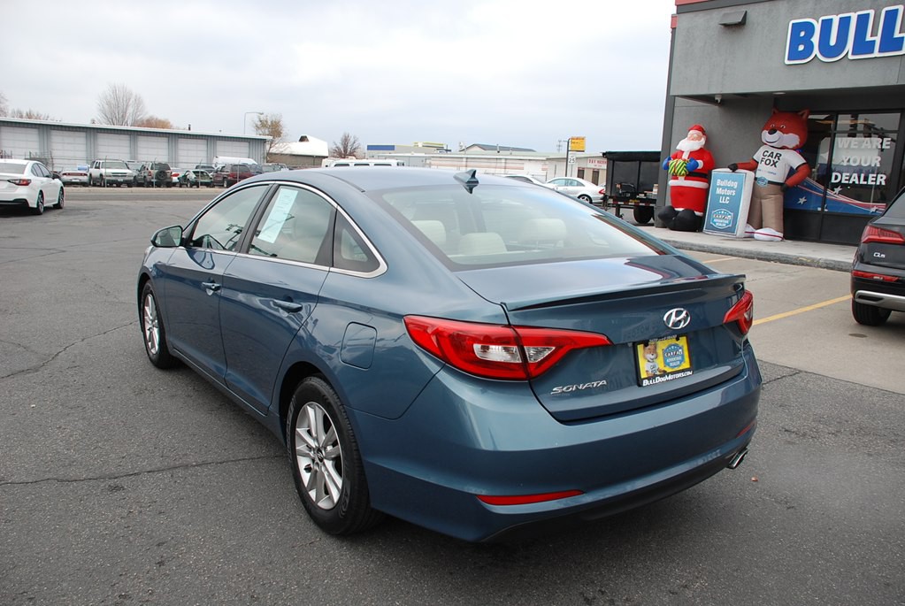 2015 Hyundai Sonata Image 3