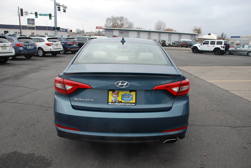 2015 Hyundai Sonata Image 4