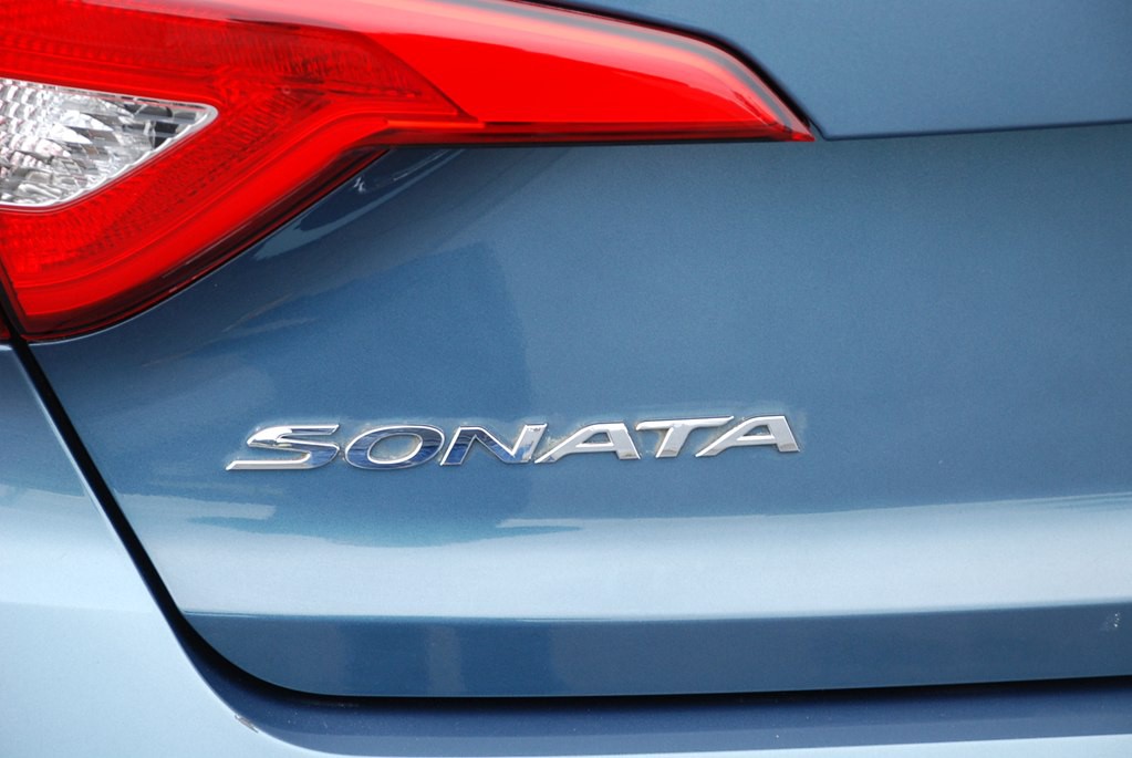 2015 Hyundai Sonata Image 21