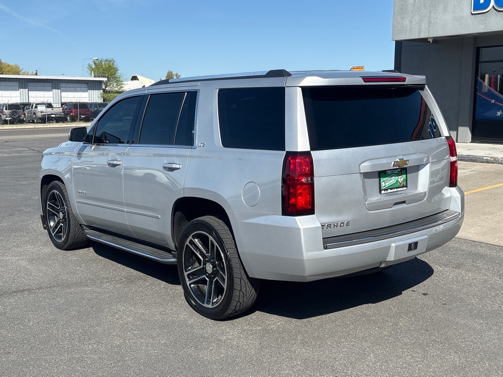 2015 Chevrolet Tahoe Image 2