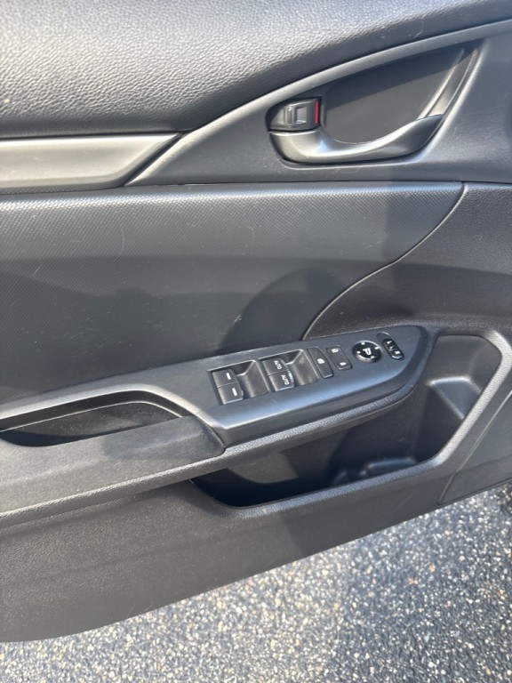 2018 Honda Civic Image 14