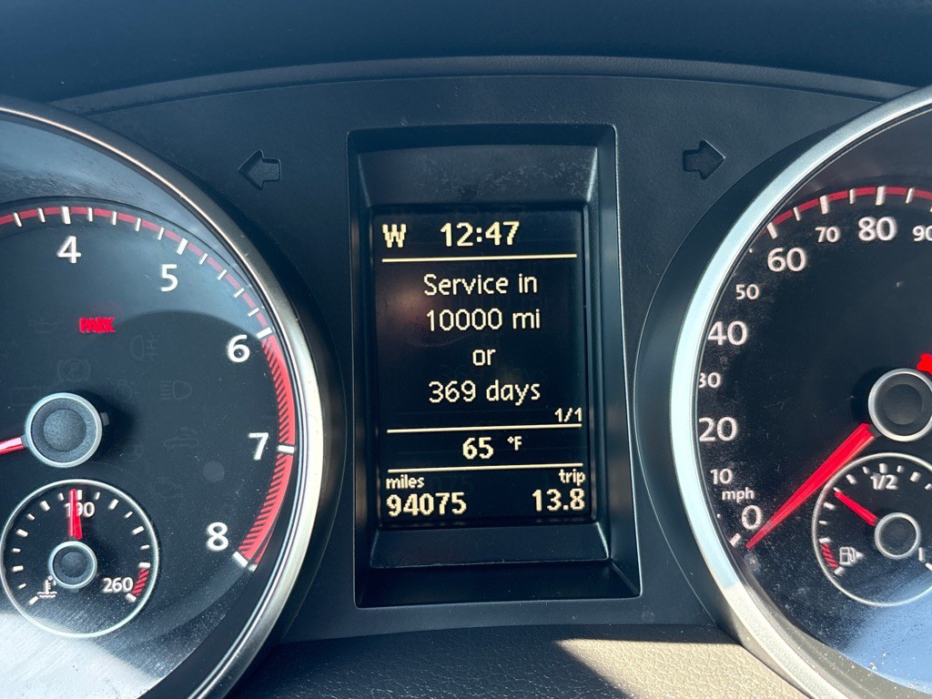 2012 Volkswagen GTI Image 16