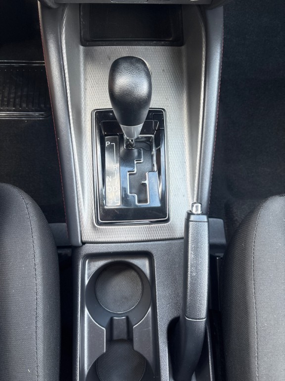 2018 Mitsubishi Outlander Image 15