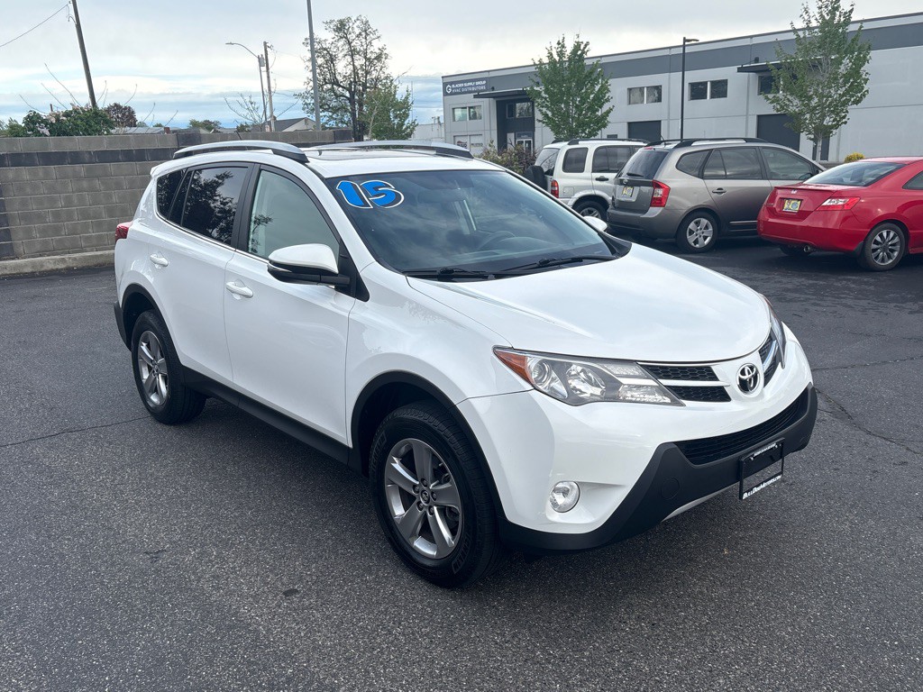 2015 Toyota Rav4 Image 5