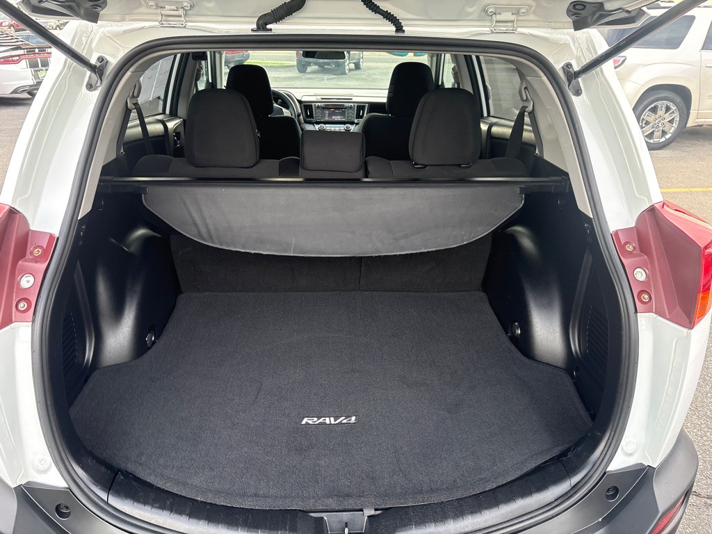 2015 Toyota Rav4 Image 11