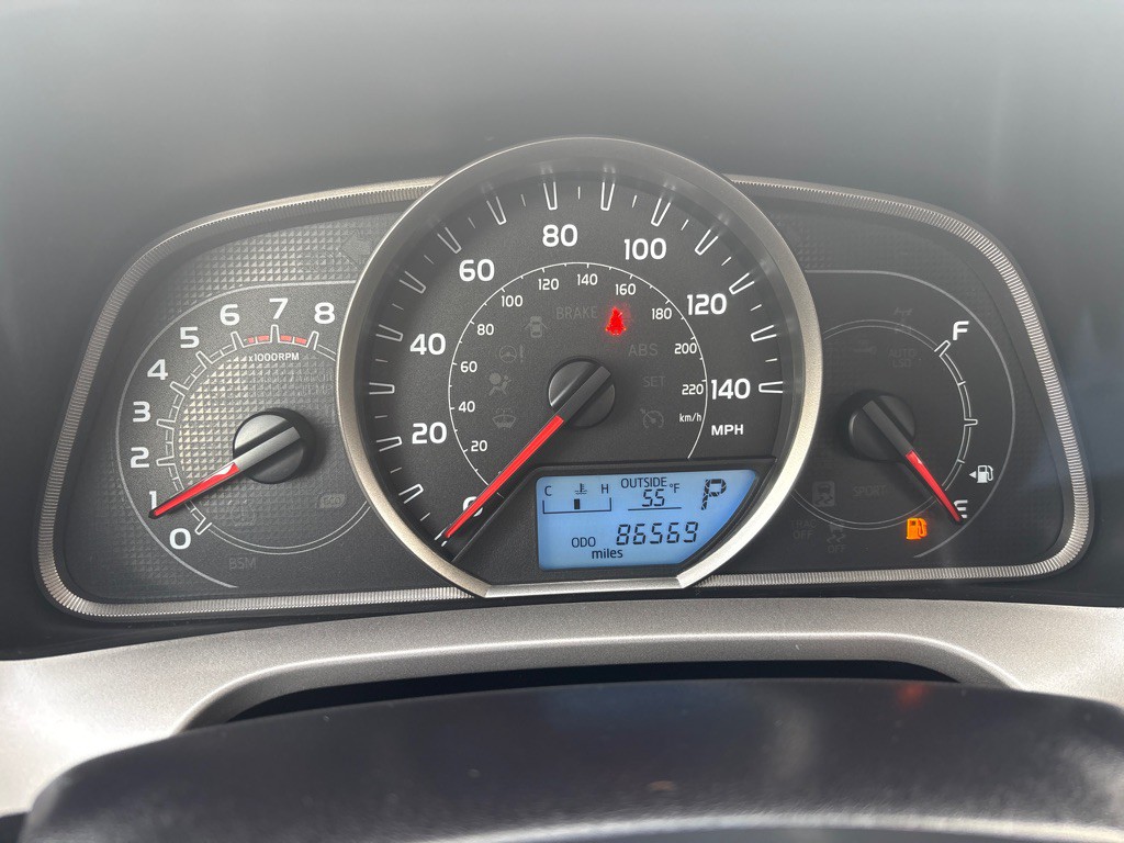 2015 Toyota Rav4 Image 17