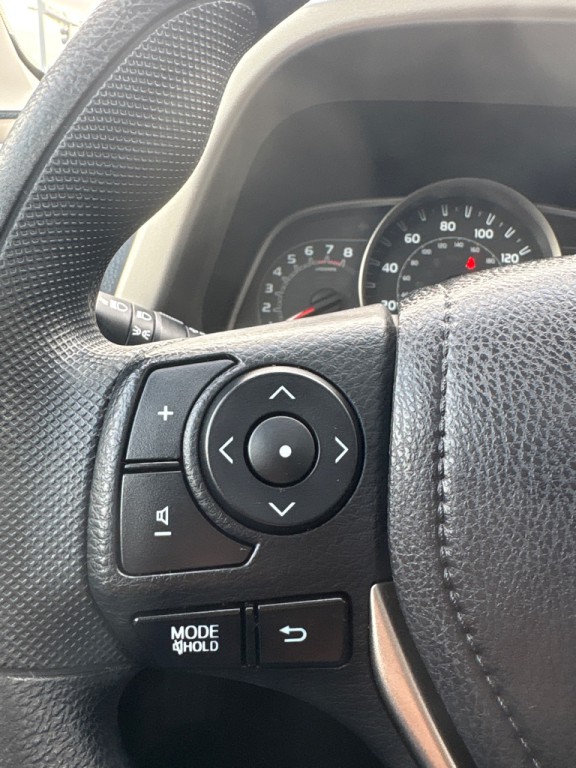 2015 Toyota Rav4 Image 18