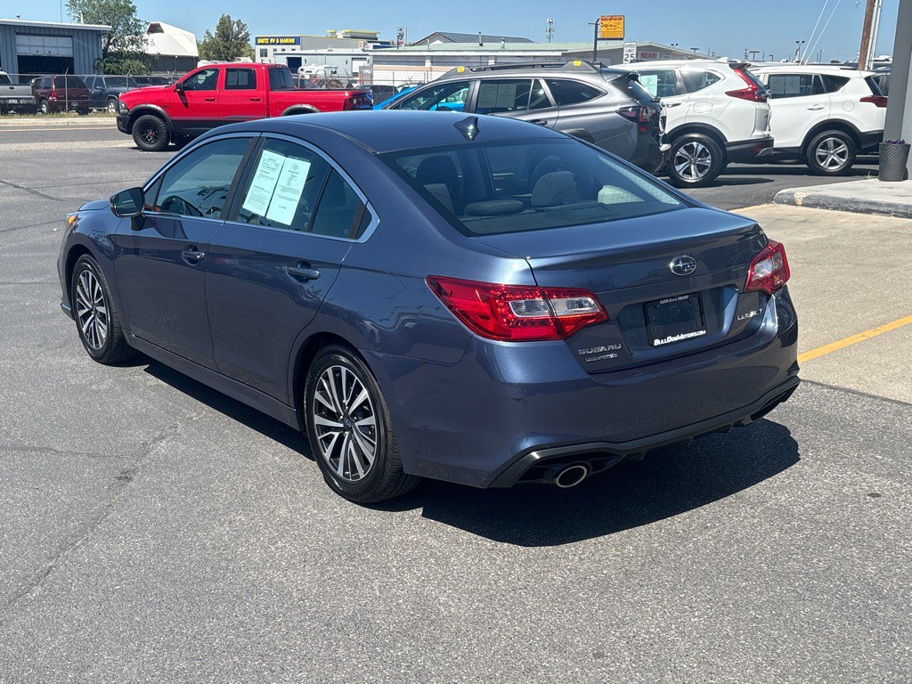 2018 Subaru Legacy Image 3