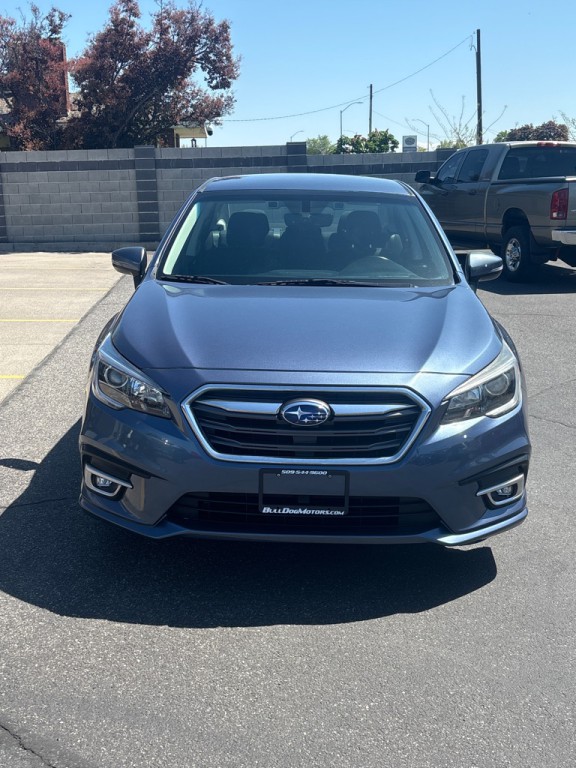 2018 Subaru Legacy Image 4
