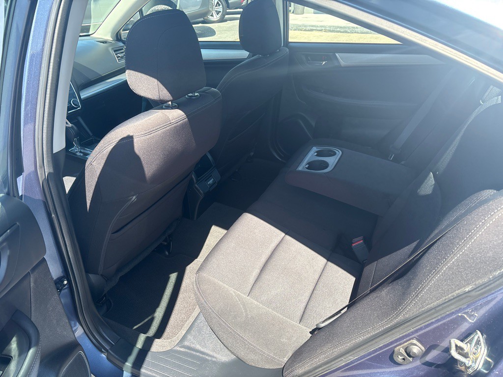 2018 Subaru Legacy Image 13