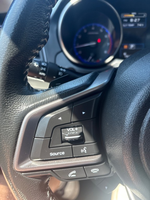 2018 Subaru Legacy Image 17