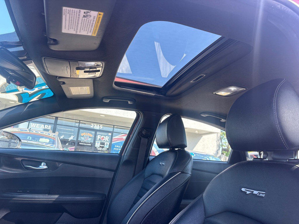 2023 Kia Forte Image 14