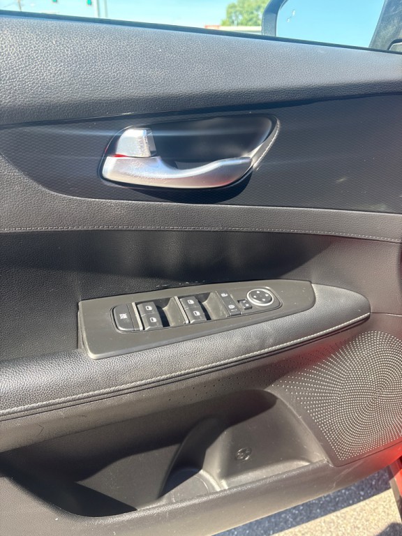 2023 Kia Forte Image 15
