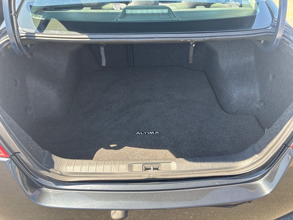 2013 Nissan Altima Image 11