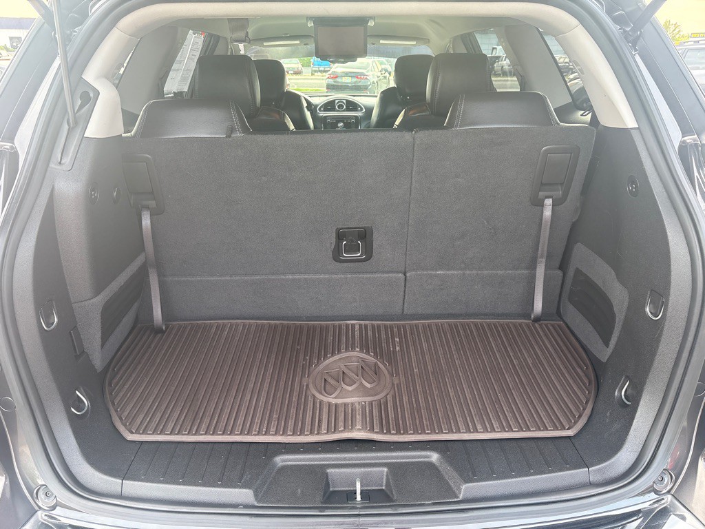 2017 Buick Enclave Image 11