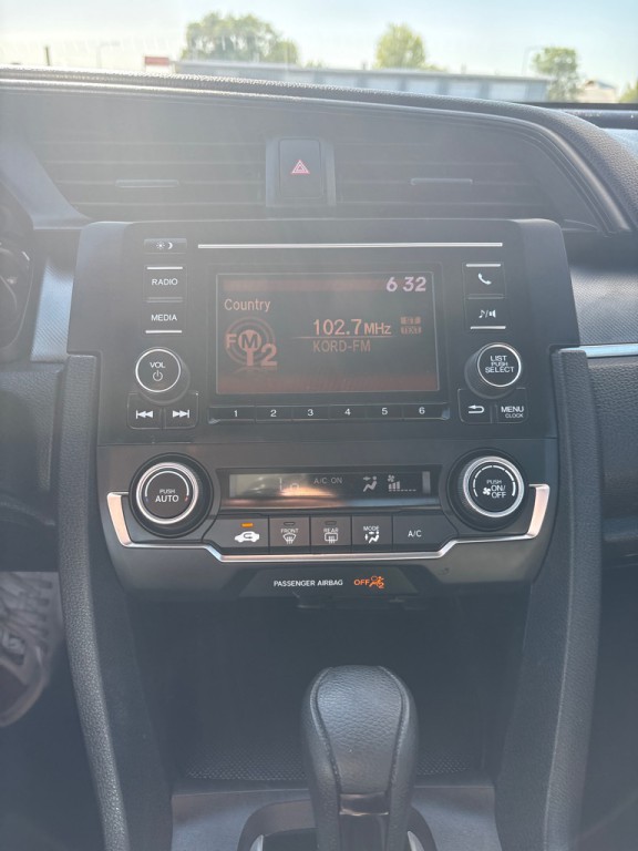 2018 Honda Civic Image 20
