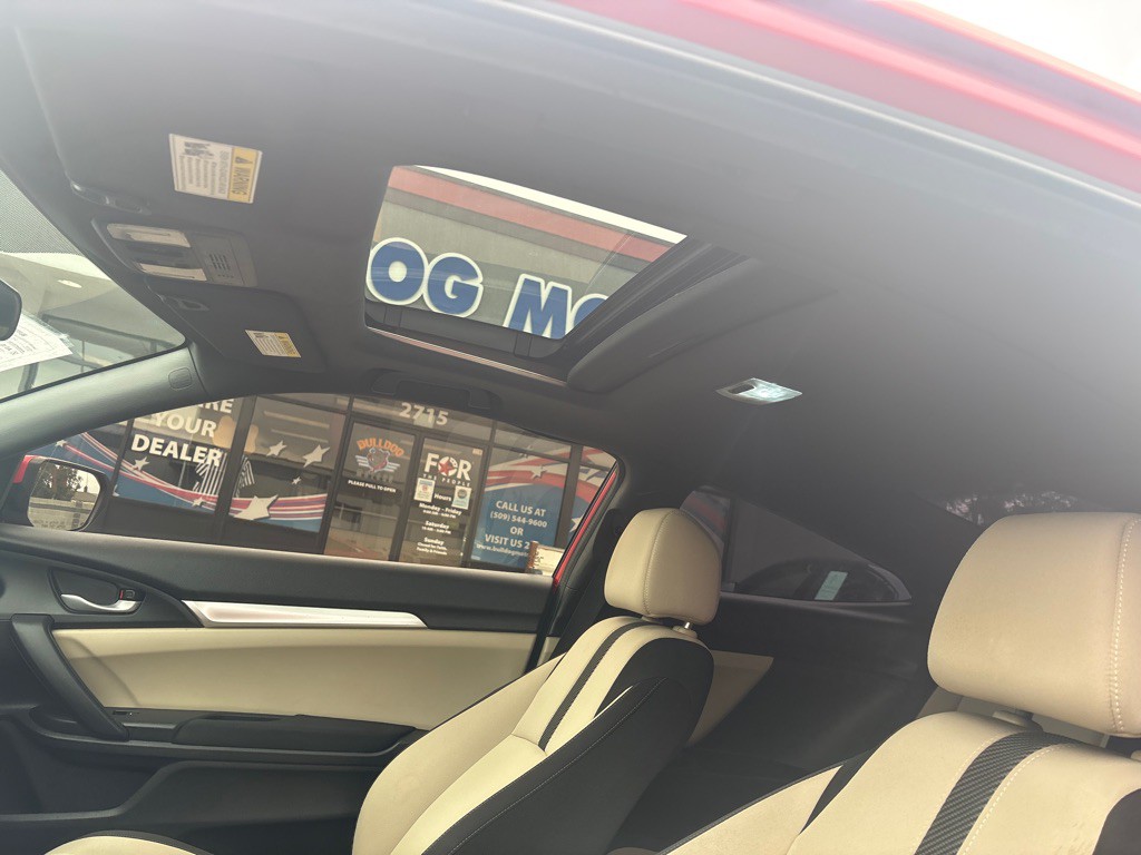 2016 Honda Civic Image 16