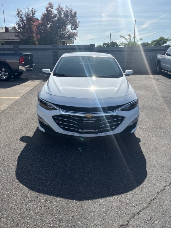 2024 Chevrolet Malibu Image 4