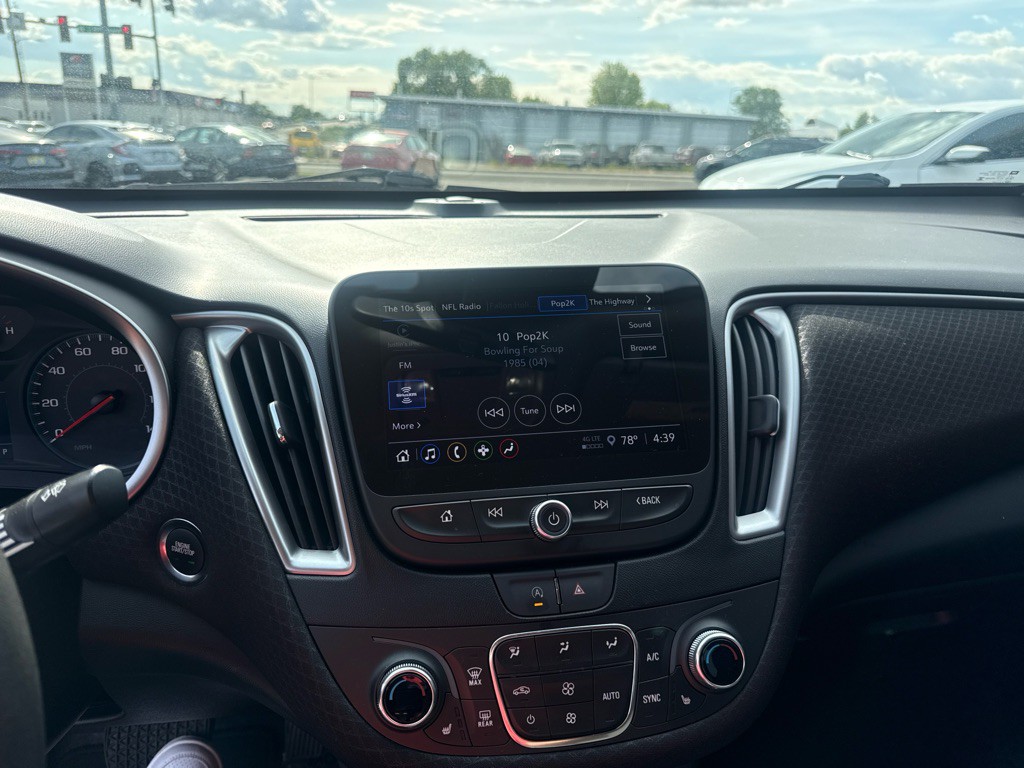 2024 Chevrolet Malibu Image 10