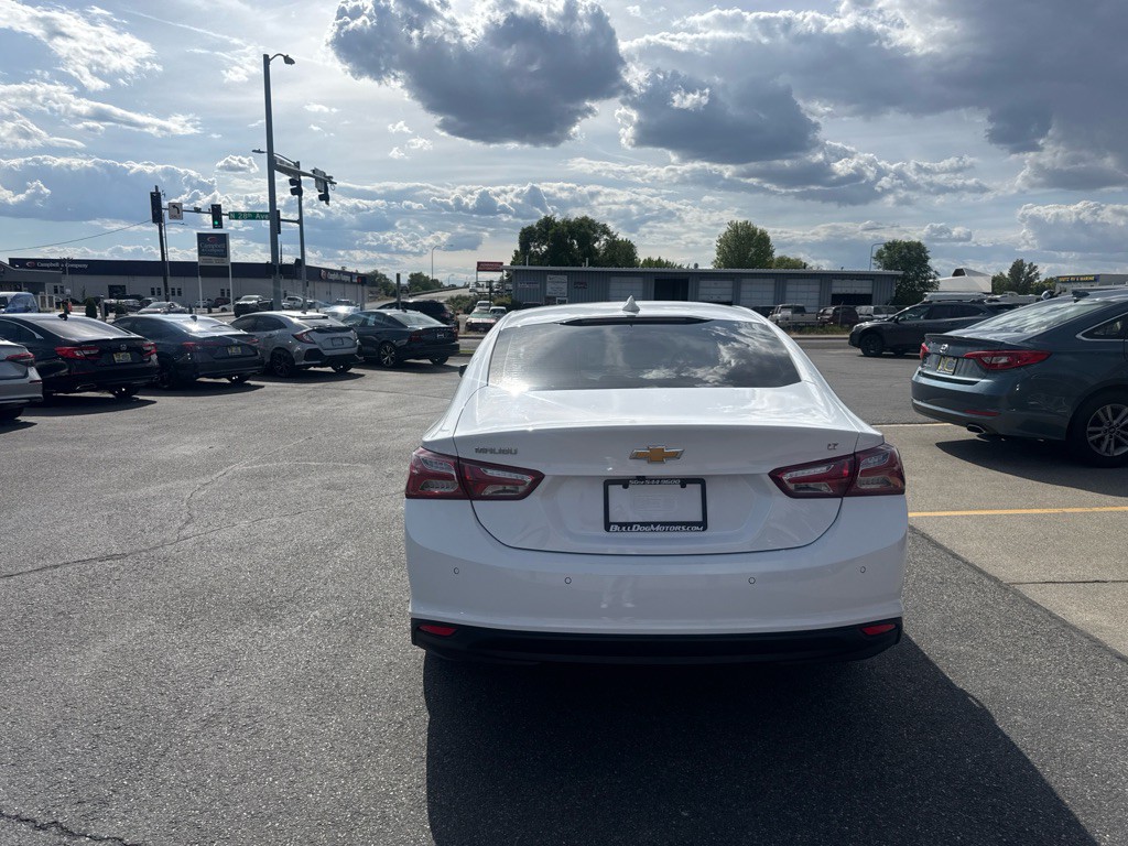 2024 Chevrolet Malibu Image 21