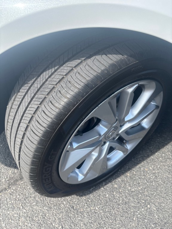 2019 Honda Accord Image 9