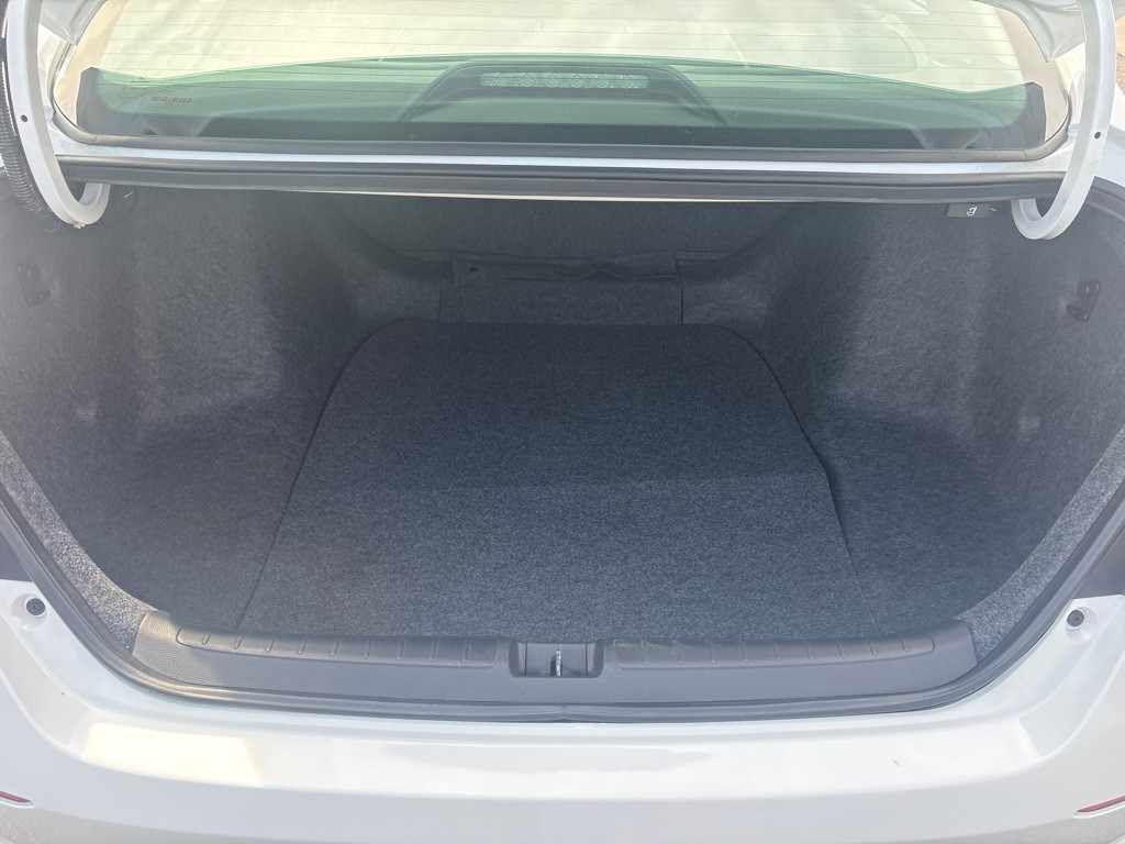 2019 Honda Accord Image 11