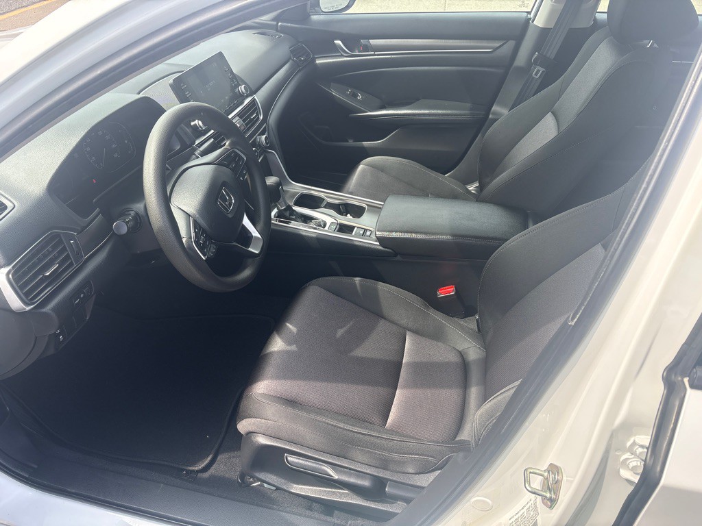 2019 Honda Accord Image 12
