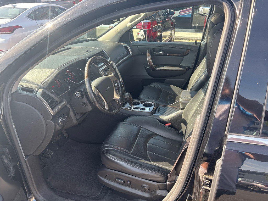 2016 GMC Acadia Image 9