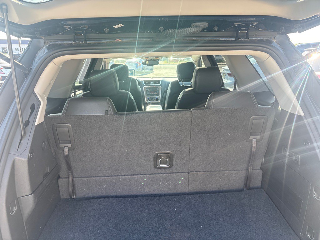 2016 GMC Acadia Image 16