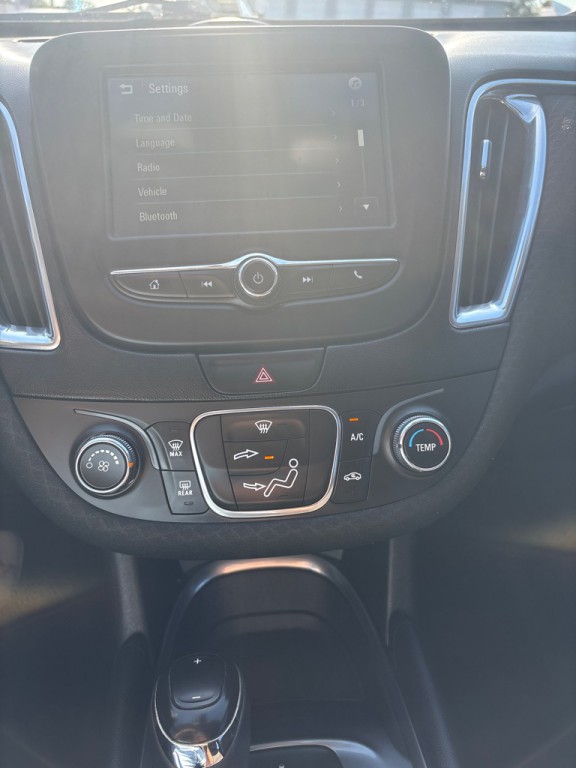 2016 Chevrolet Malibu Image 20