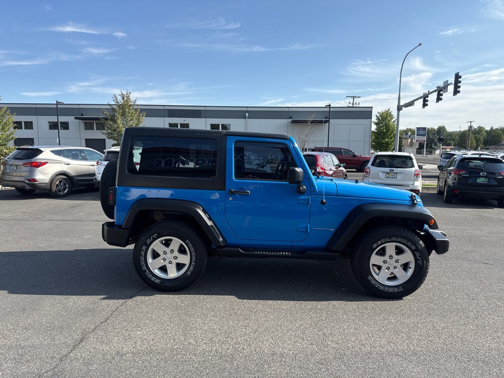 2011 Jeep Wrangler Image 6