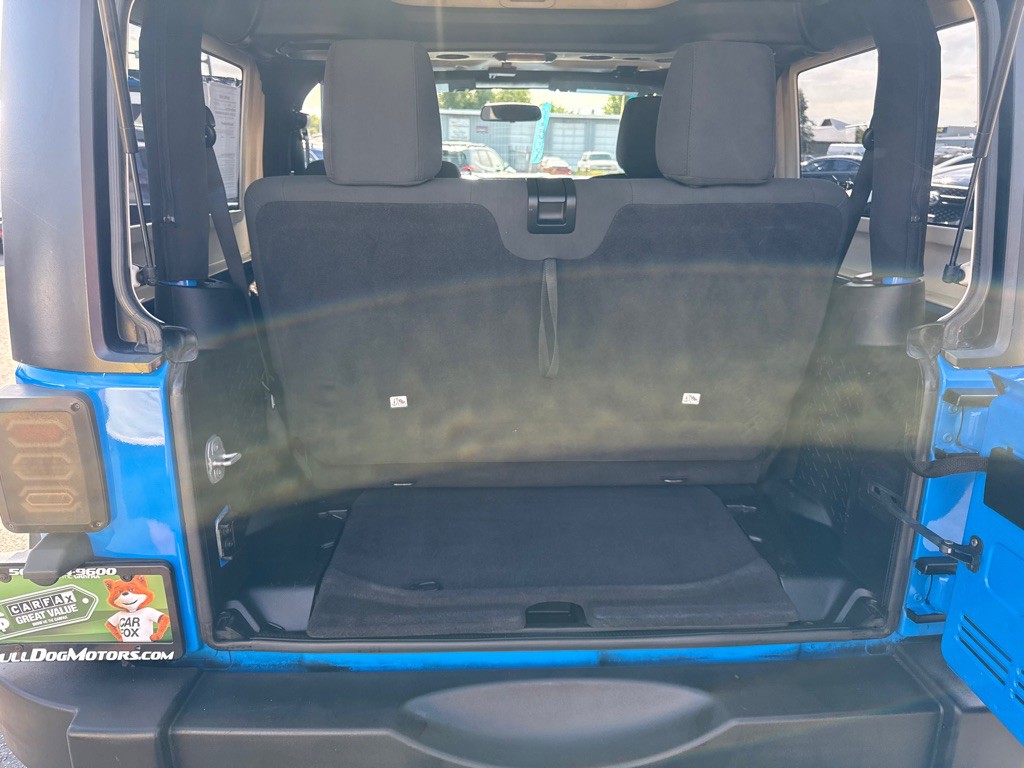 2011 Jeep Wrangler Image 14