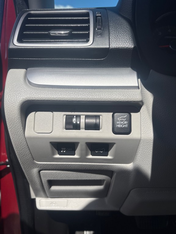 2016 Subaru Forester Image 16