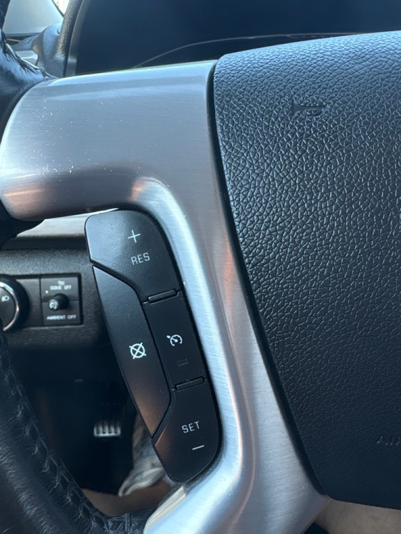 2015 GMC Acadia Image 18
