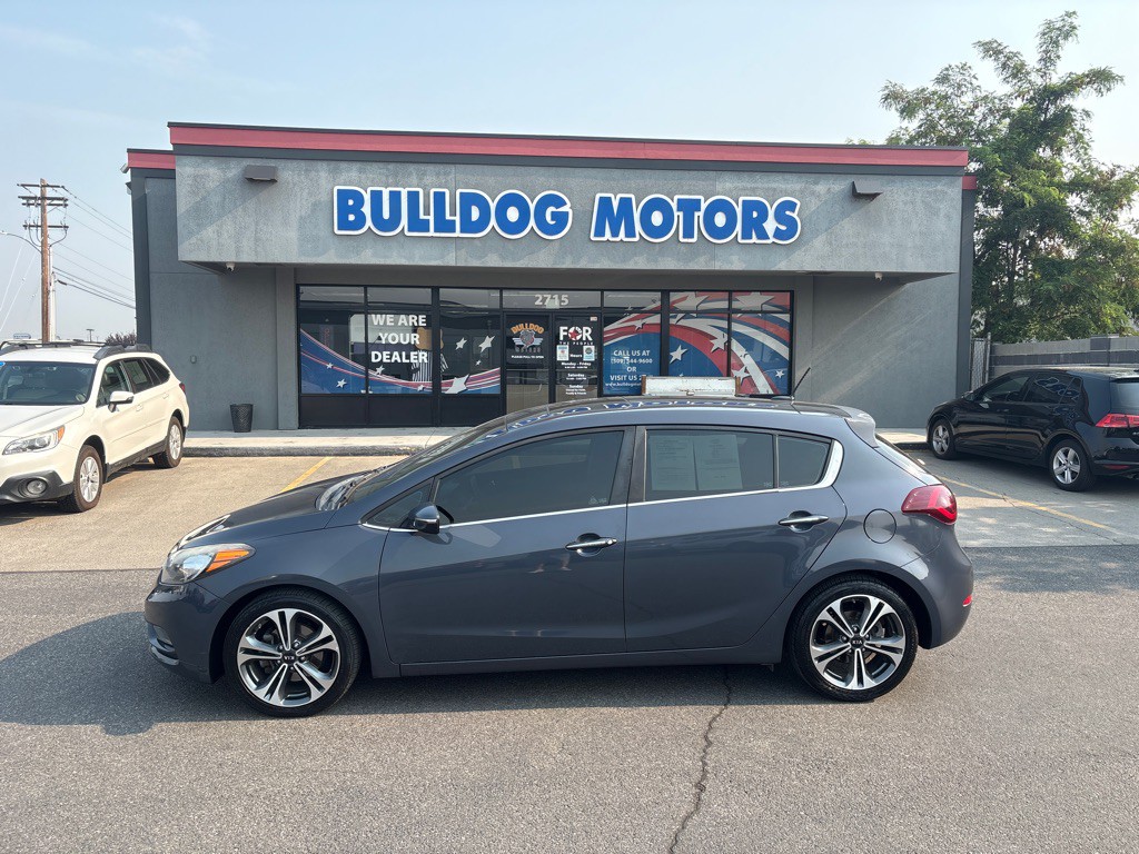 2016 Kia Forte Image 2