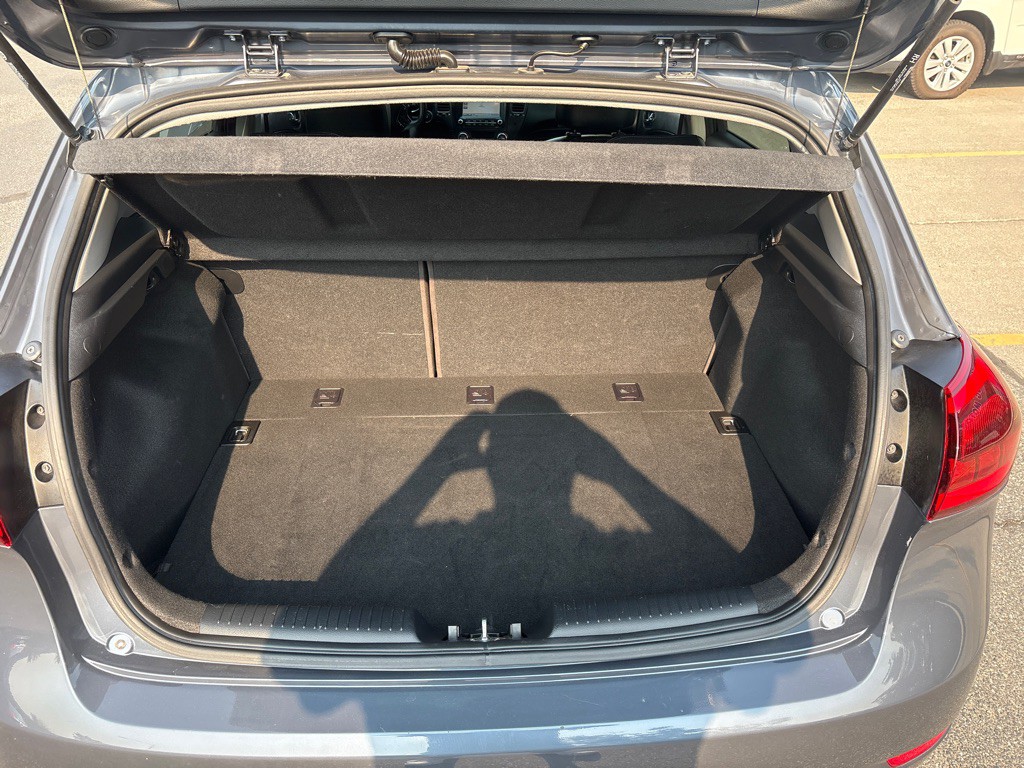 2016 Kia Forte Image 11