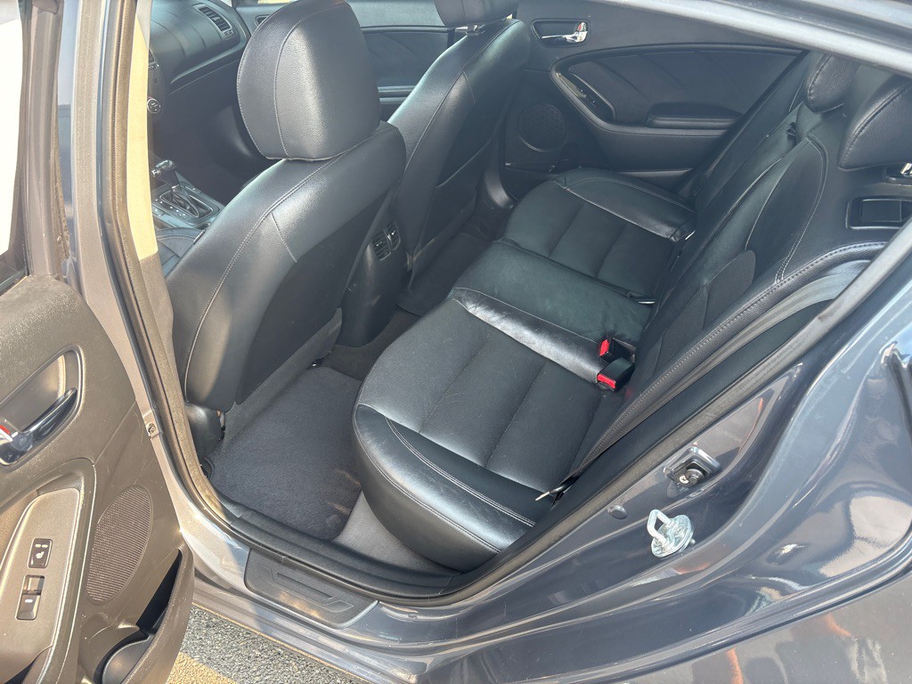 2016 Kia Forte Image 13
