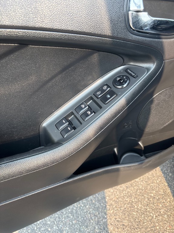 2016 Kia Forte Image 14