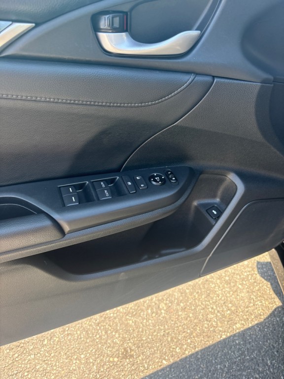 2016 Honda Civic Image 15