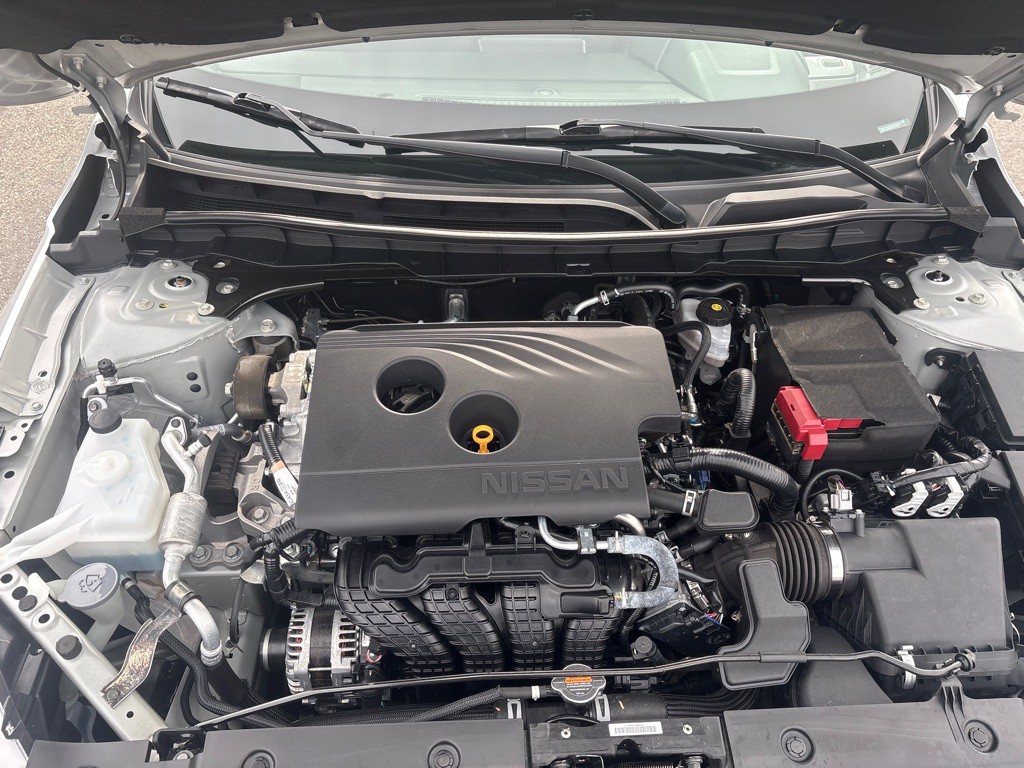 2019 Nissan Altima Image 10