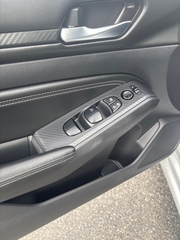 2019 Nissan Altima Image 14