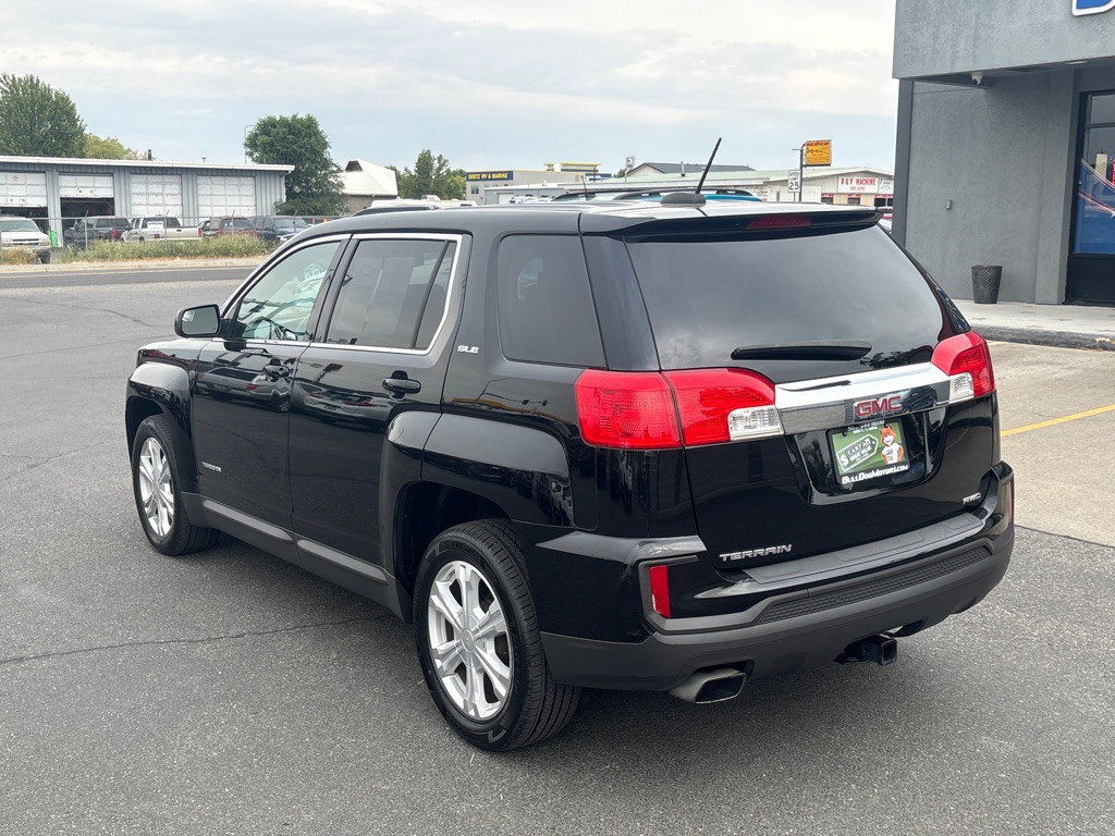 2017 GMC Terrain Image 3