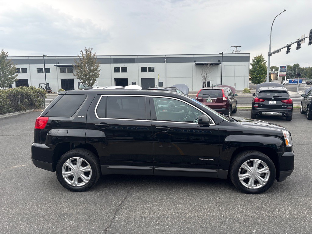 2017 GMC Terrain Image 6