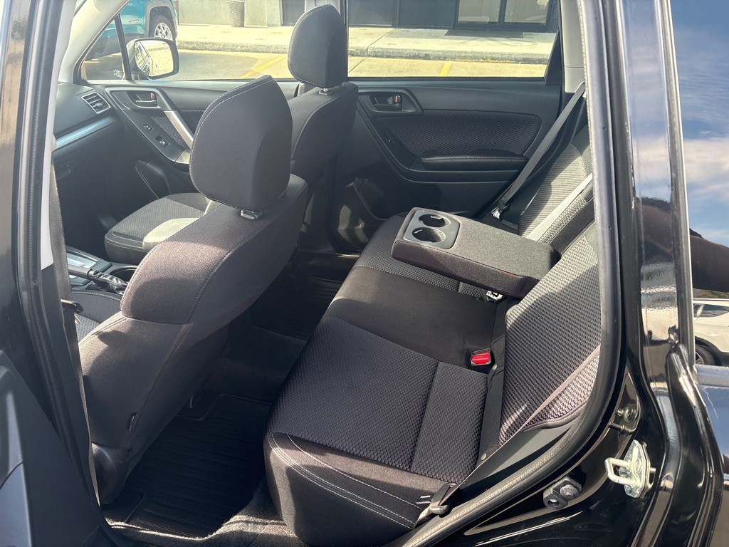 2017 Subaru Forester Image 13