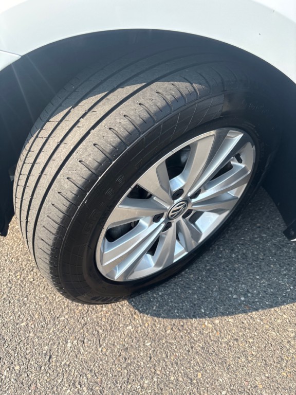 2019 Volkswagen Golf Image 9
