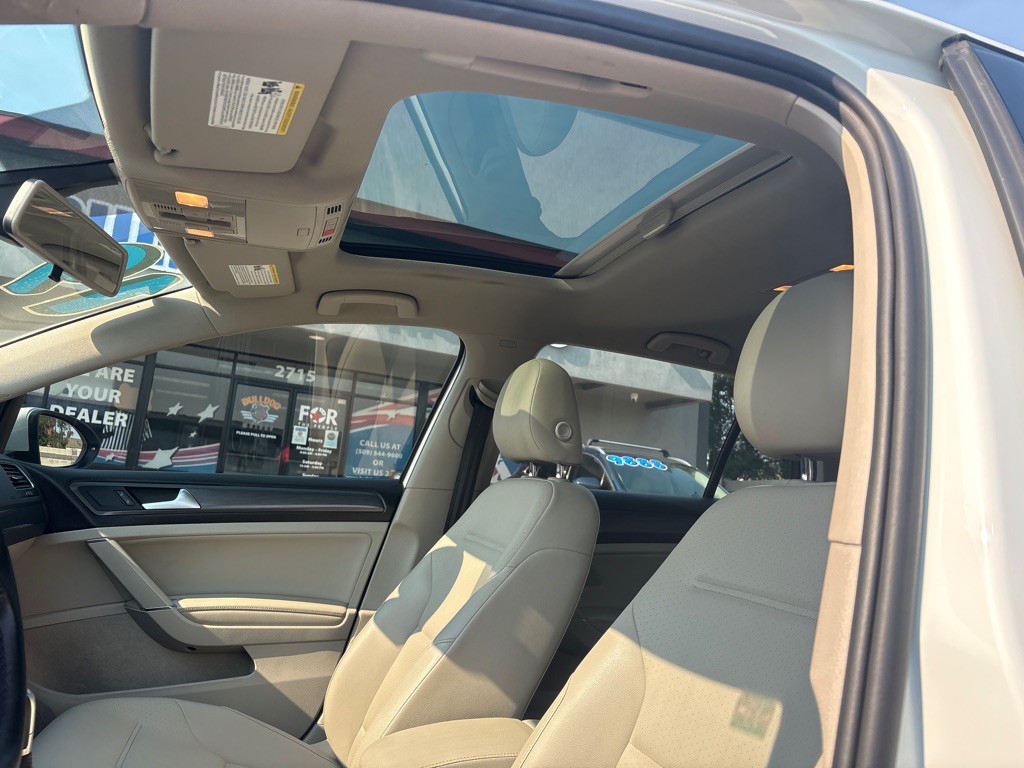 2019 Volkswagen Golf Image 14