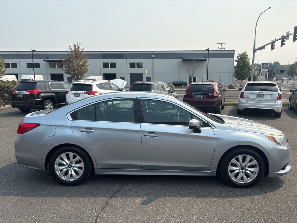 2015 Subaru Legacy Image 6