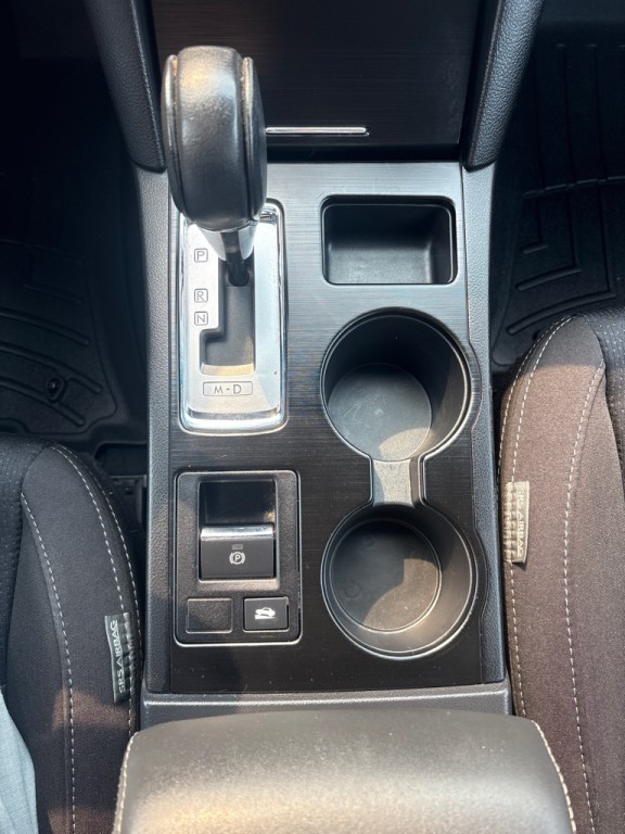 2015 Subaru Legacy Image 19