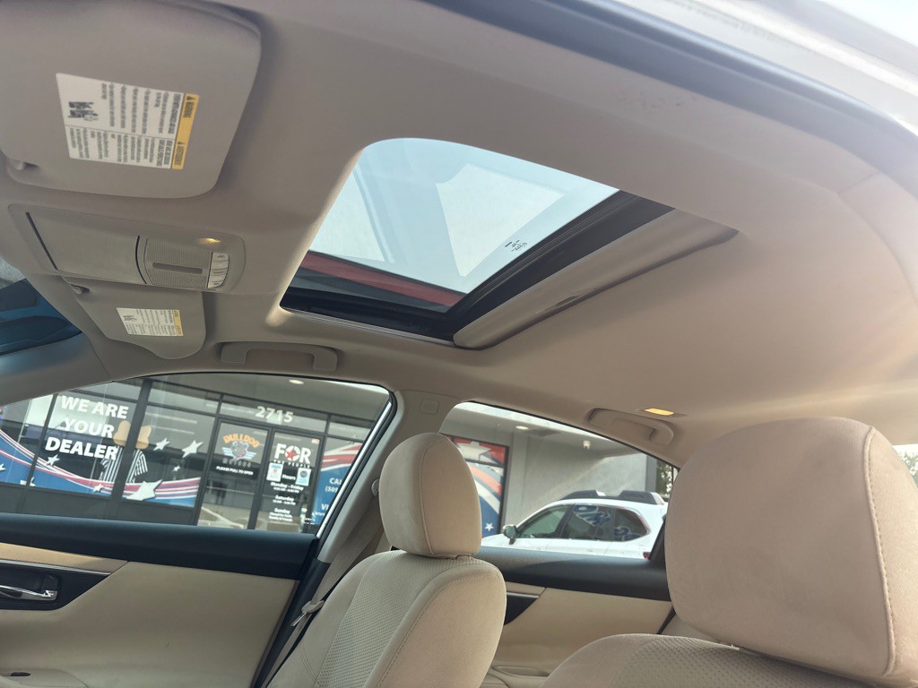 2015 Nissan Altima Image 14